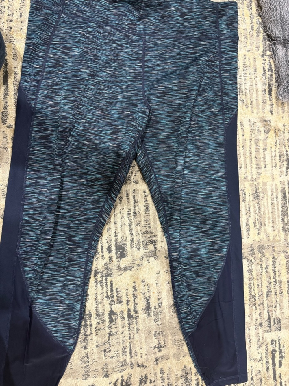 GapFit Blue Space-Dye Performance Leggings